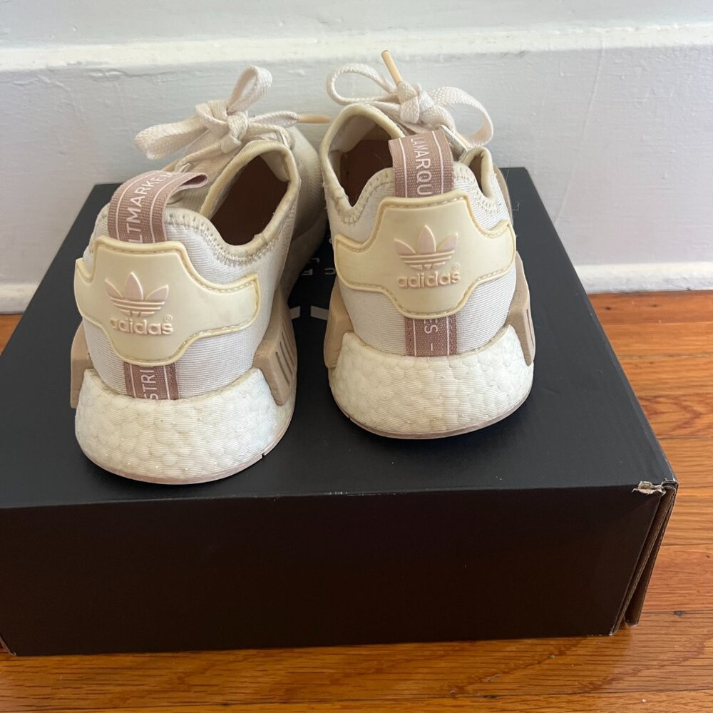 adidas Women's NMD R1 Casual Sneakers - Picture 4 of 4